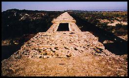 L'aqueduc sur le Pont du Gard.