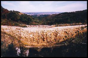 Le ponceau  barbacanes.