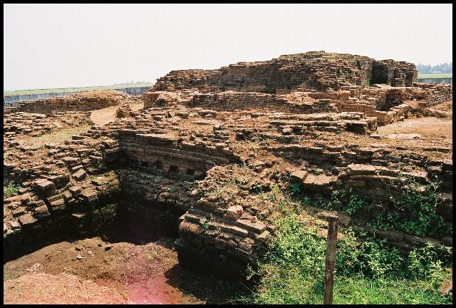 Batujaya. Candi  Blandongan.